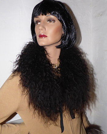 Schal aus Gotland-Pelzschaf