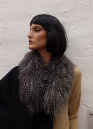 Tibetlamm-Schal-Loop